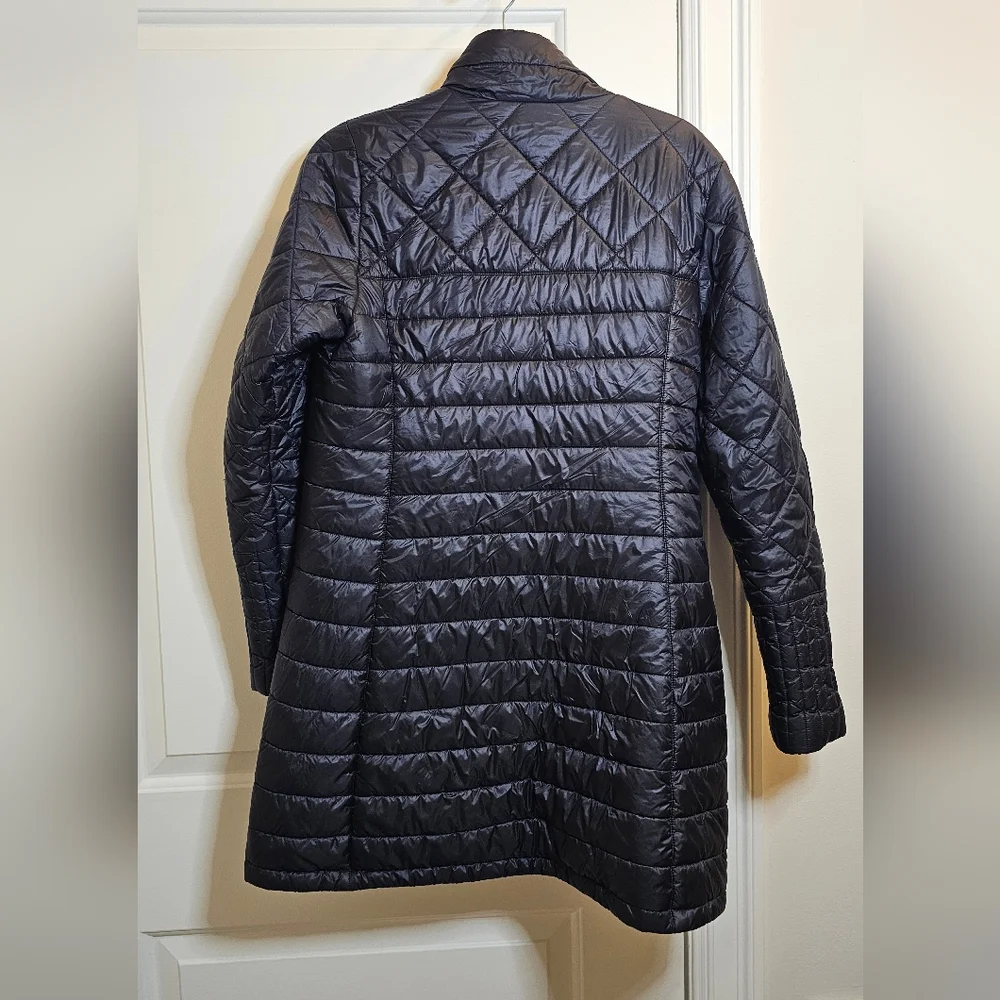 Patagonia Women's Radalie Black Puffer Coat - Picture 6 of 6